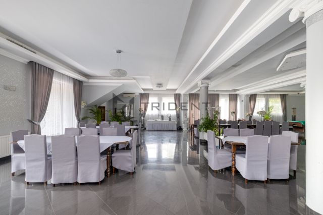 Nieruchomość komercyjna Siedliska. Zdjęcie 1