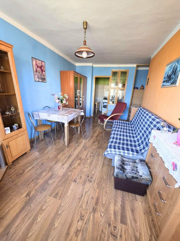 Mieszkanie 2-pokojowe Jelenia Góra Zabobrze, ul. Ludomira Różyckiego. Zdjęcie 2