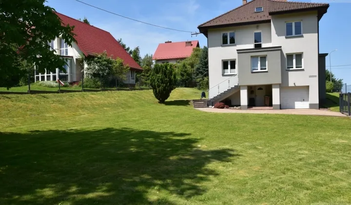 dom wolnostojący, 6 pokoi Bochnia, ul. Łychów