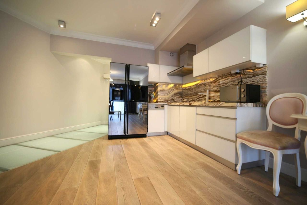 Mieszkanie 2-pokojowe Kraków Stare Miasto, ul. Szlak. Zdjęcie 2