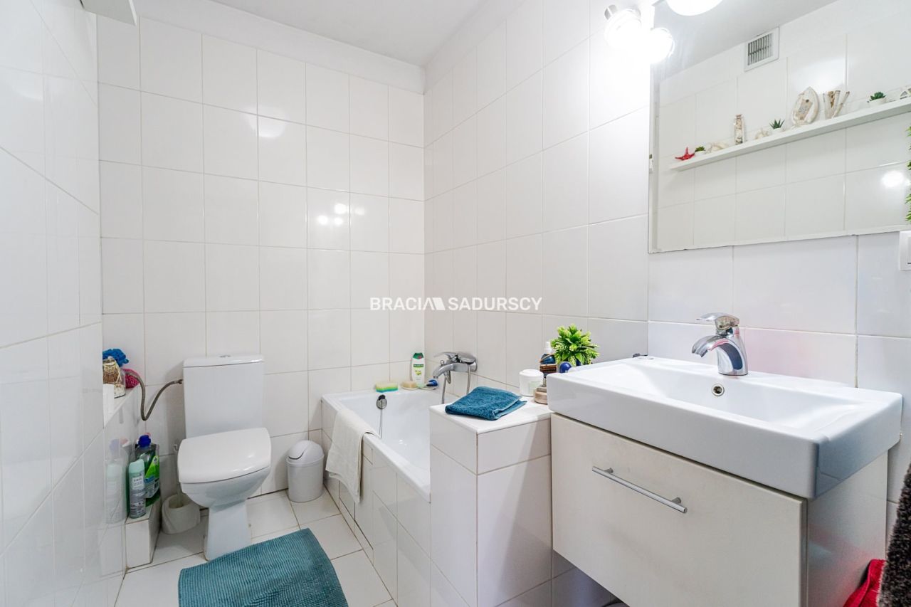 dom wolnostojący, 7 pokoi Kraków Zwierzyniec, ul. Księcia Józefa. Zdjęcie 20