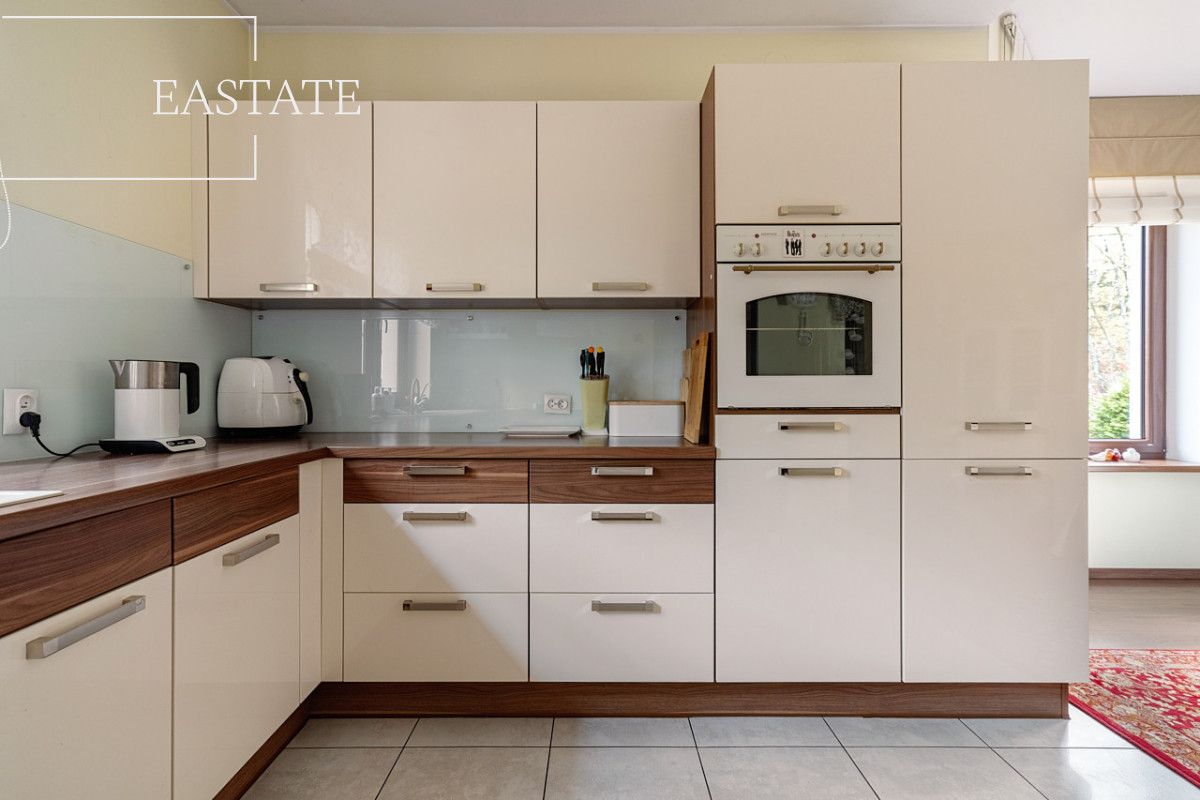 dom wolnostojący, 3 pokoje Milanówek, ul. Owczarska. Zdjęcie 2