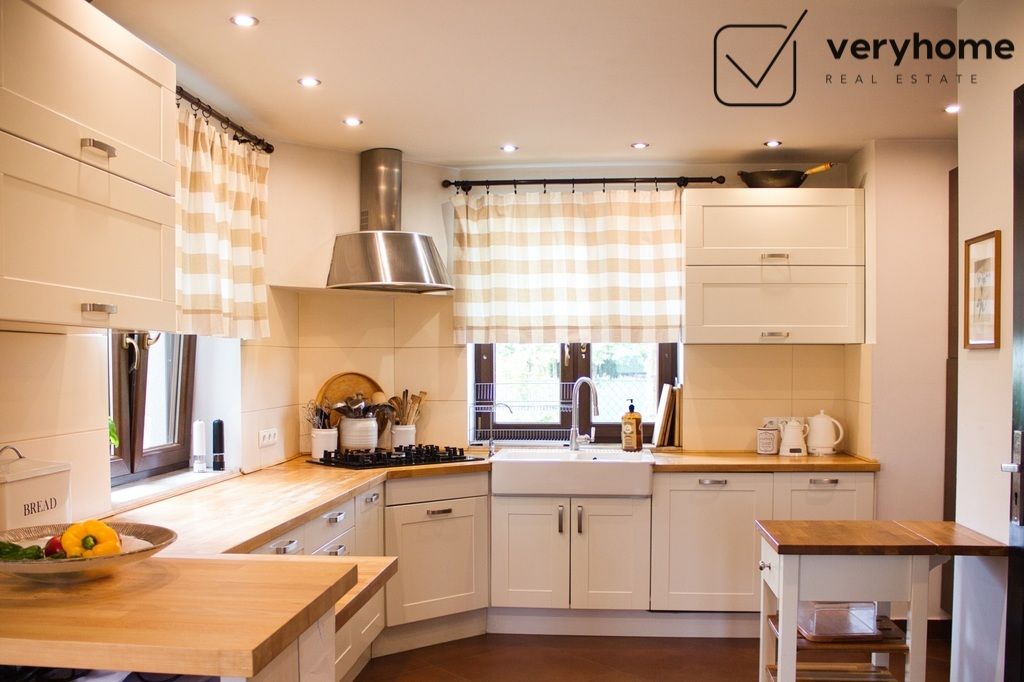 dom wolnostojący, 5 pokoi Wola Batorska. Zdjęcie 5