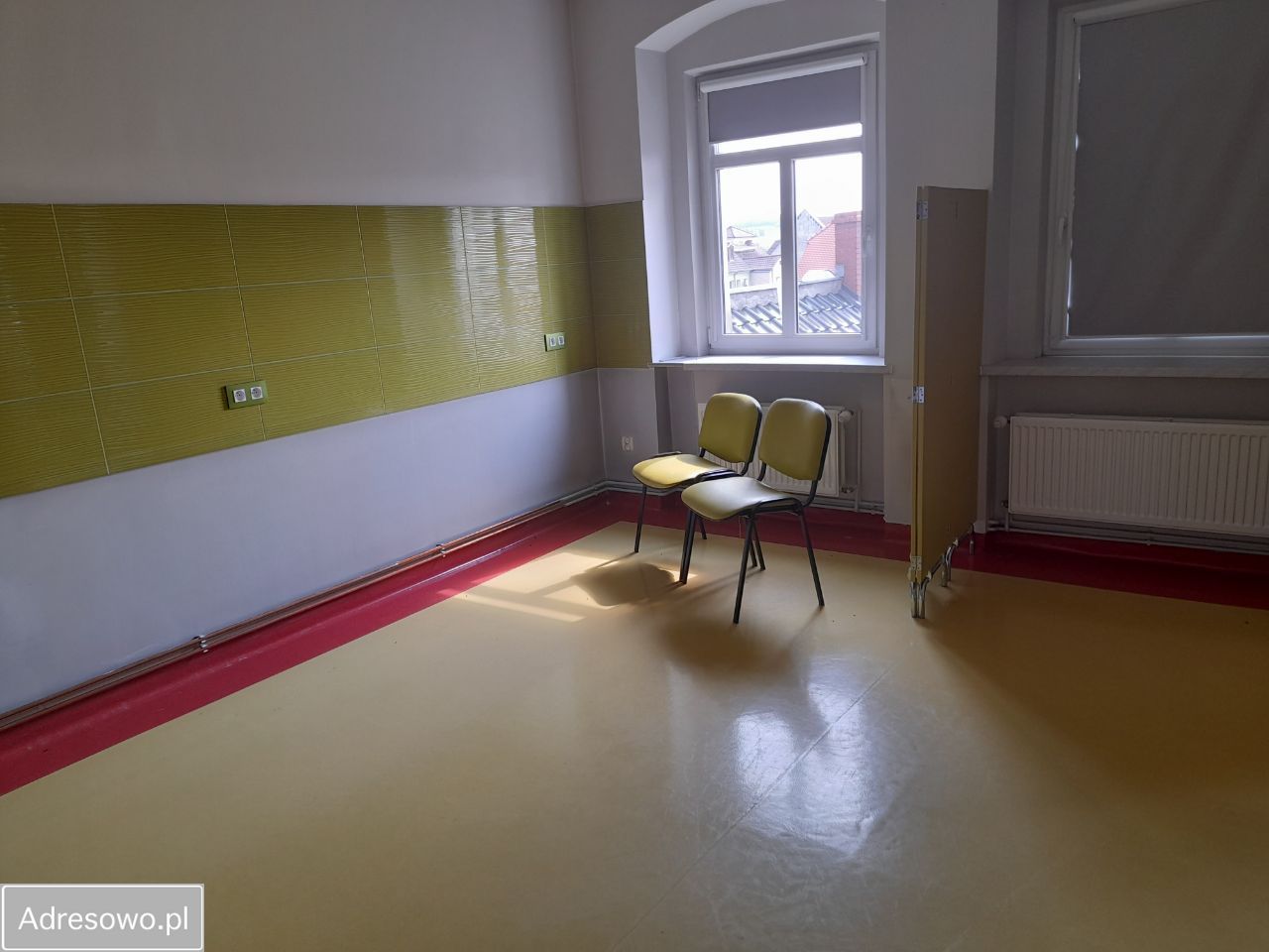 Lokal Lubań, pl. Stefana Okrzei. Zdjęcie 3