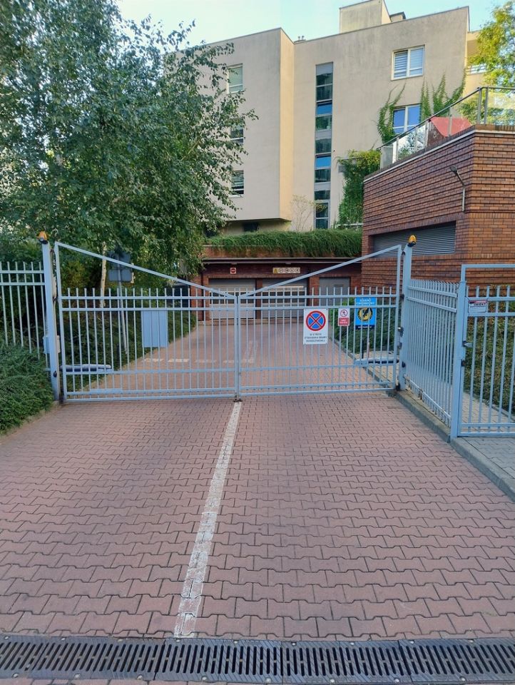 Garaż/miejsce parkingowe Warszawa Ursynów, ul. Nugat. Zdjęcie 3