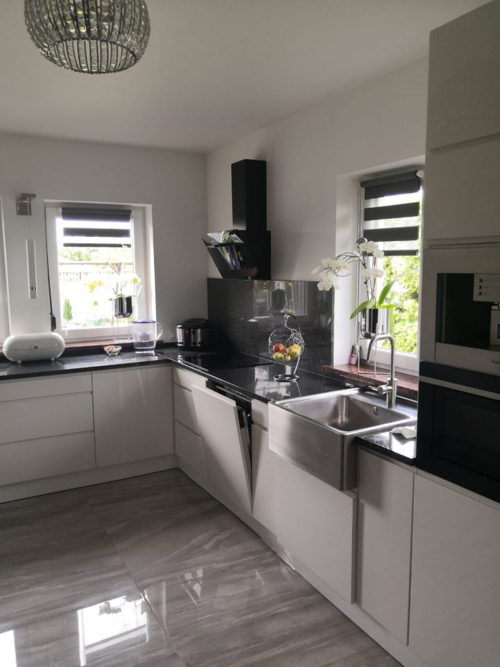 dom wolnostojący, 5 pokoi Komorów. Zdjęcie 6