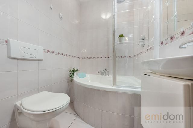 dom wolnostojący, 5 pokoi Warszawa Wilanów, ul. Sarmacka. Zdjęcie 4