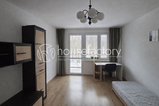 Mieszkanie 3-pokojowe Łódź. Zdjęcie 1