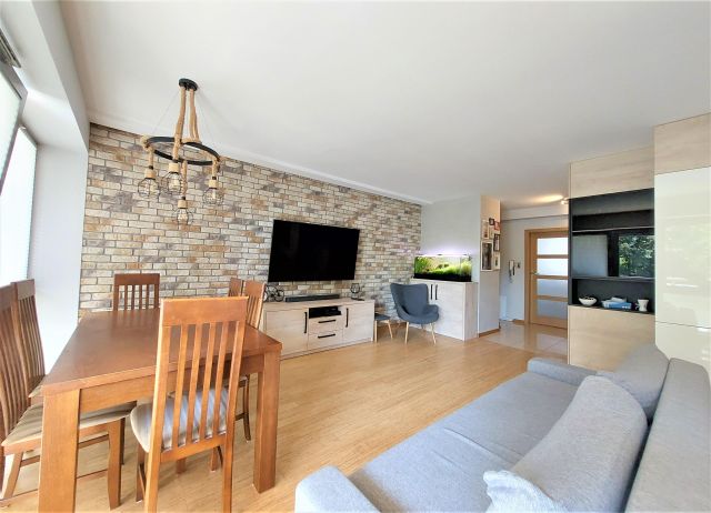 Mieszkanie 3-pokojowe Kielce Szydłówek, ul. Klonowa. Zdjęcie 1