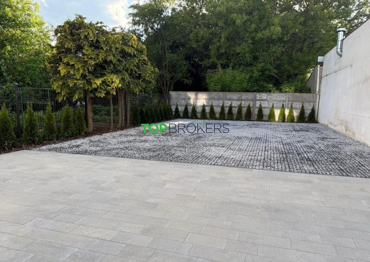 bliźniak, 14 pokoi Warszawa Włochy. Zdjęcie 16