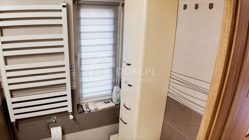 dom wolnostojący, 2 pokoje Kielce Baranówek. Zdjęcie 11