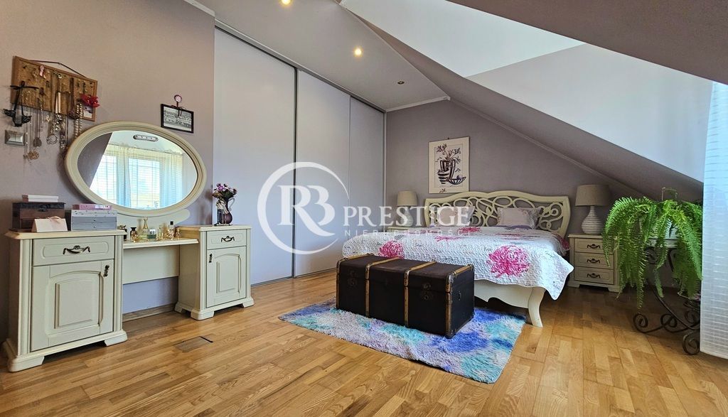 dom wolnostojący, 5 pokoi Lesięcin. Zdjęcie 3