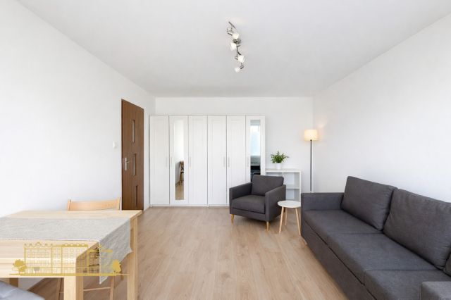 Mieszkanie 2-pokojowe Kraków, ul. Na Błonie. Zdjęcie 1