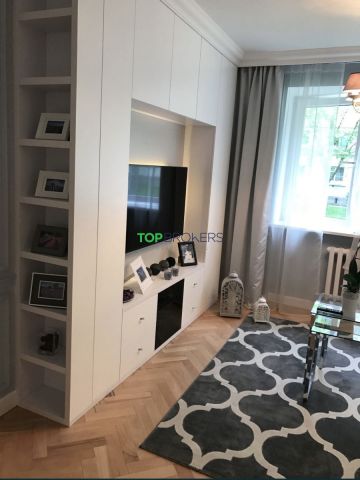 Mieszkanie 2-pokojowe Warszawa Muranów, ul. Karmelicka. Zdjęcie 2