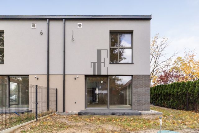 bliźniak, 5 pokoi Warszawa Wawer, ul. Wacława Wojtyszki. Zdjęcie 1