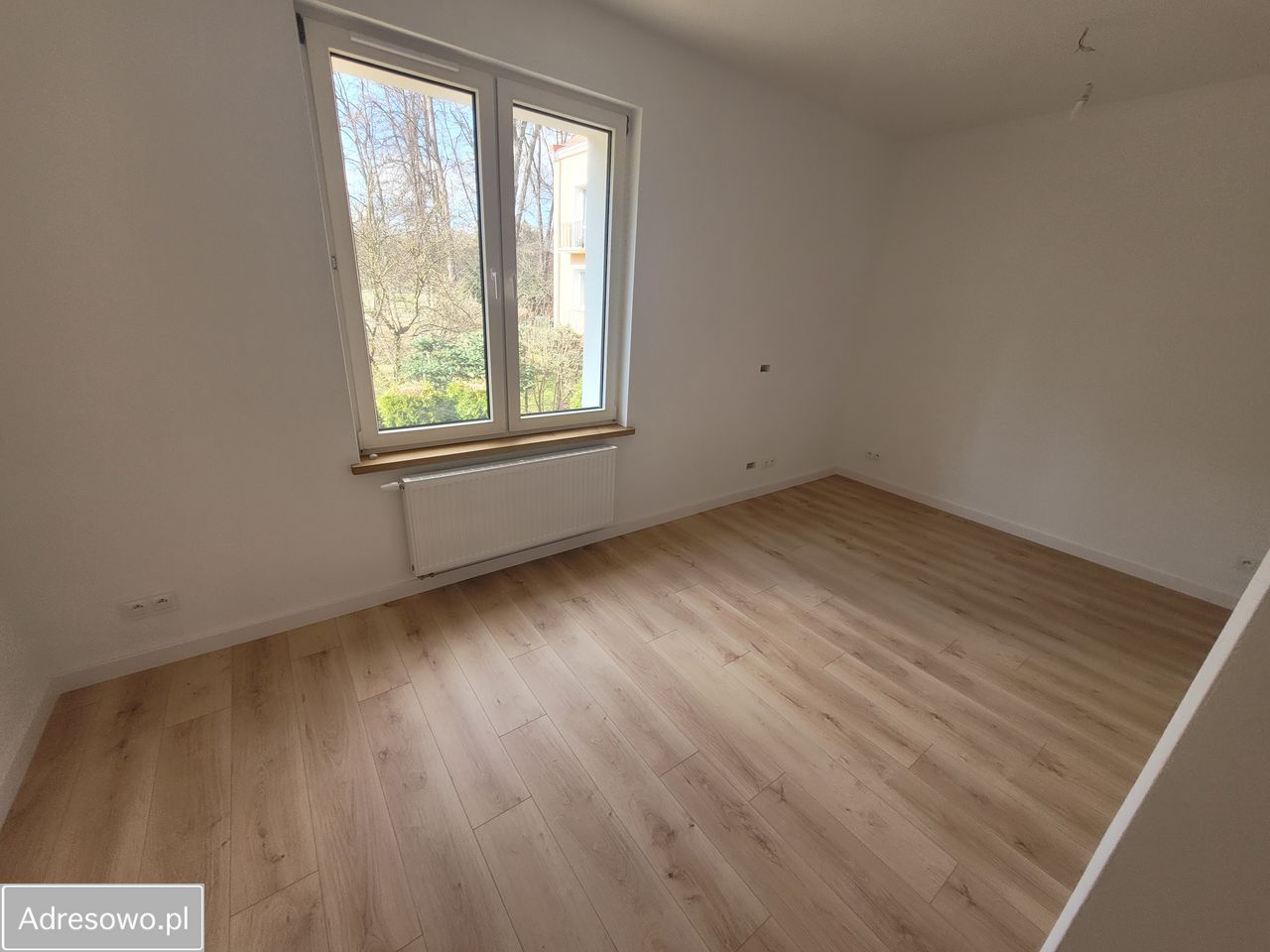 Mieszkanie 3-pokojowe Jelenia Góra Cieplice Śląskie-Zdrój, ul. Bohaterów Września 1939 r.. Zdjęcie 1