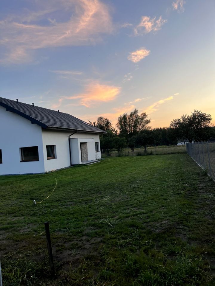 dom wolnostojący, 4 pokoje Sławiny. Zdjęcie 4