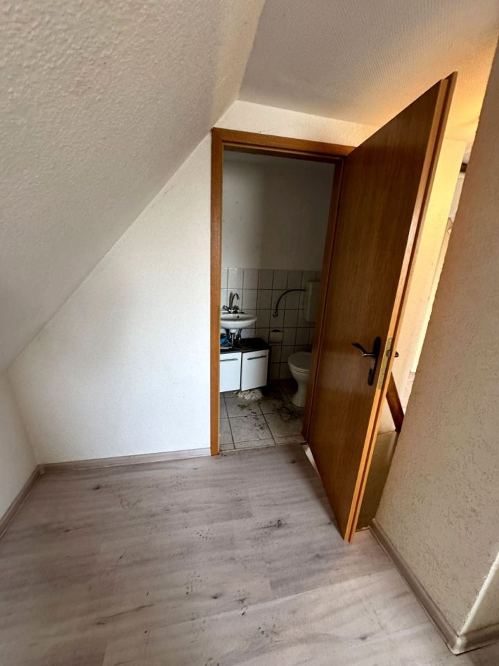 dom wolnostojący, 5 pokoi Warnik. Zdjęcie 12