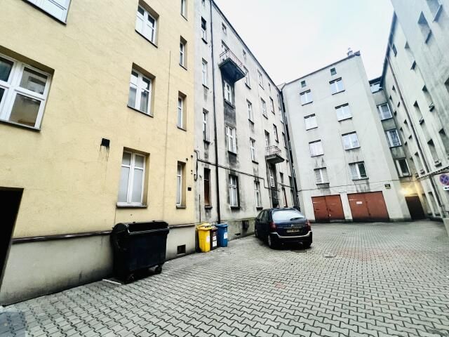 Mieszkanie 3-pokojowe Katowice Śródmieście, pl. Oddziałów Młodzieży Powstańczej. Zdjęcie 7