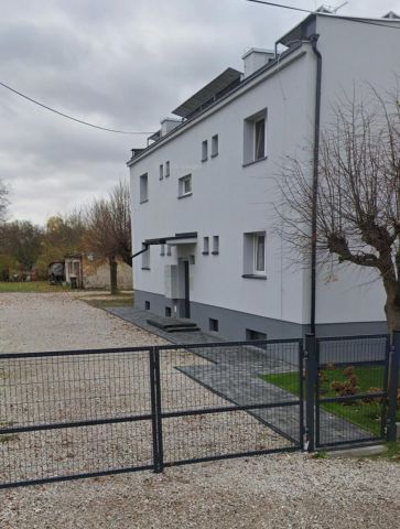 Mieszkanie 2-pokojowe Uwieliny, ul. Osiedlowa. Zdjęcie 1