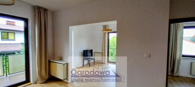 Mieszkanie 3-pokojowe Warszawa Wesoła, ul. Kolendrowa. Zdjęcie 1