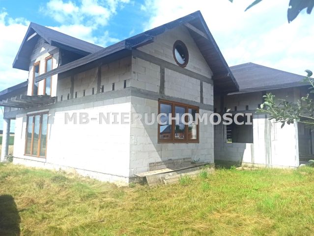 dom wolnostojący, 6 pokoi Nowe Grodziczno. Zdjęcie 1