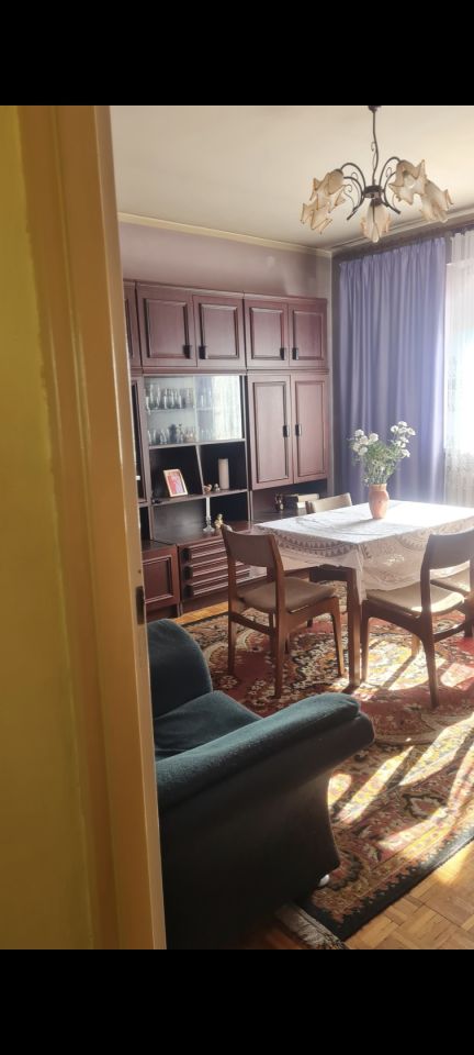 dom wolnostojący, 5 pokoi Lwówek, ul. Wiśniowa. Zdjęcie 2