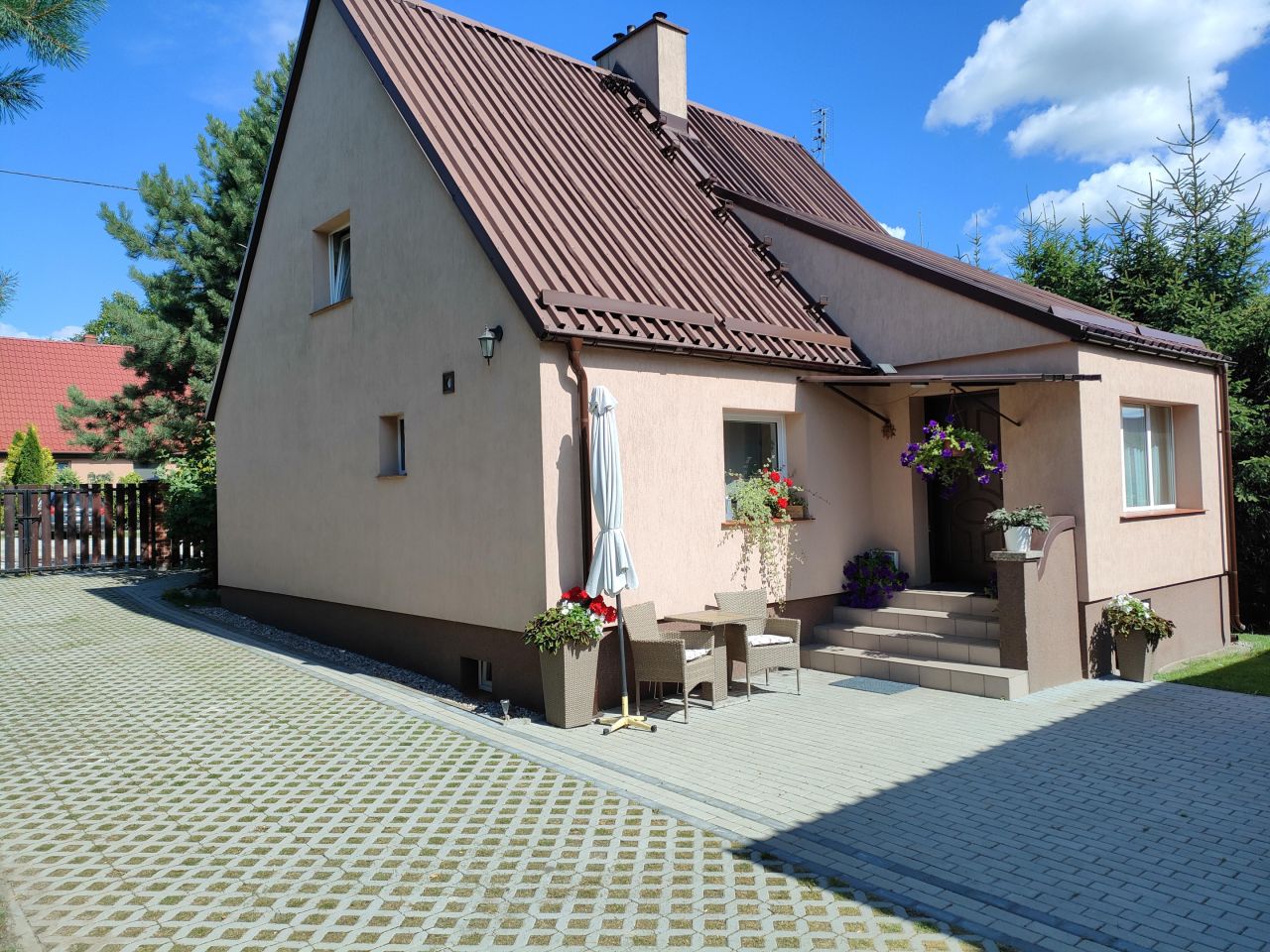 dom wolnostojący, 2 pokoje Gardeja, ul. Działkowa. Zdjęcie 1