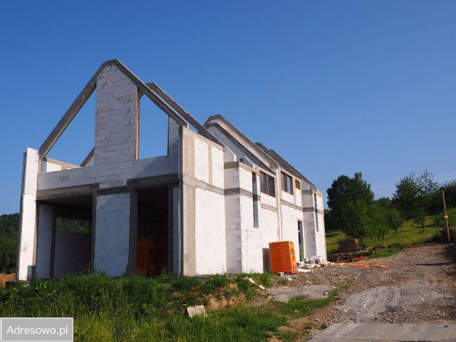 bliźniak, 5 pokoi Morawica. Zdjęcie 1