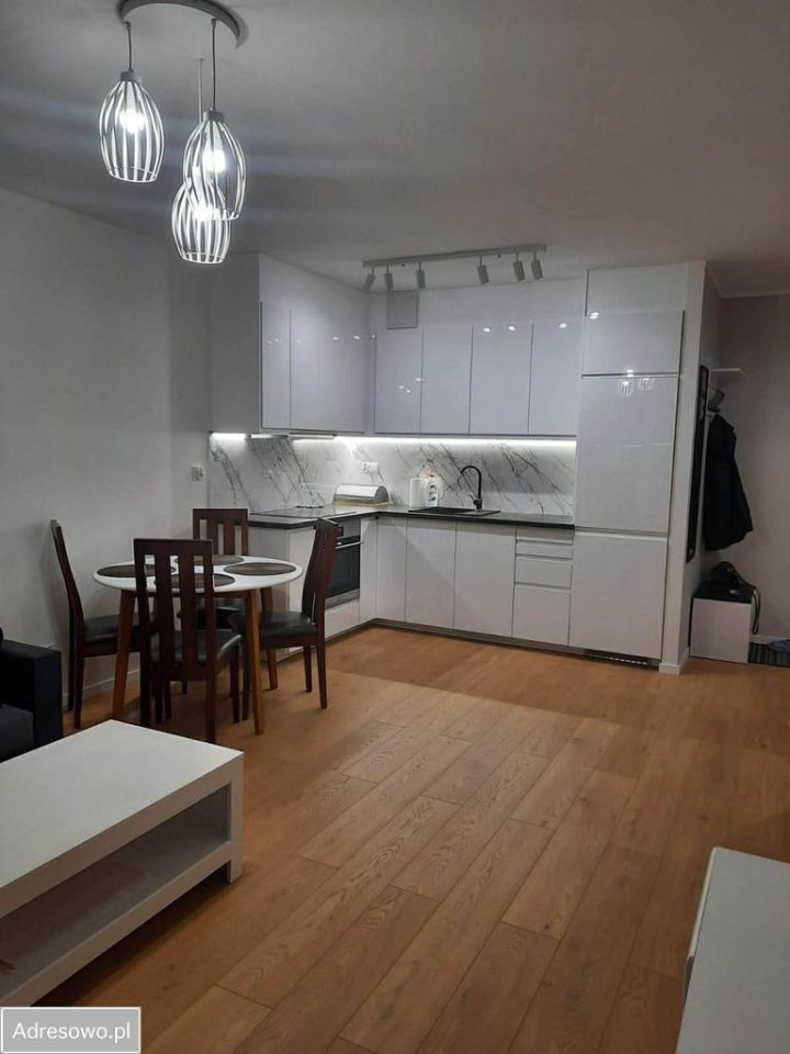 Mieszkanie 2-pokojowe Gdynia Chwarzno-Wiczlino. Zdjęcie 5