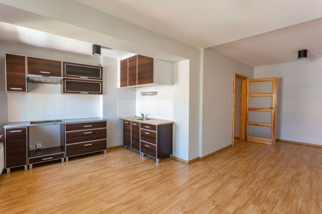 Mieszkanie 3-pokojowe Jelenia Góra Centrum, ul. Bankowa. Zdjęcie 6