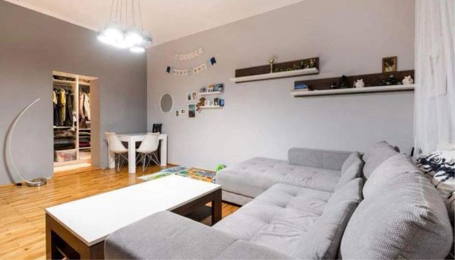 Mieszkanie 3-pokojowe Gdynia Śródmieście. Zdjęcie 1