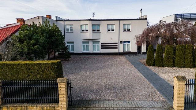 dom wolnostojący Radom Dzierzków, ul. Jana Kochanowskiego. Zdjęcie 1