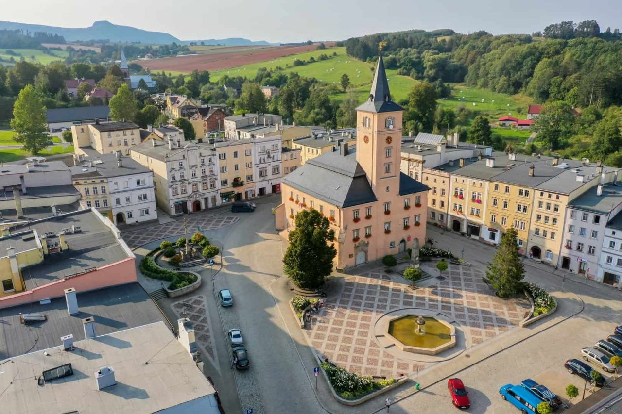 Mieszkanie 2-pokojowe Radków, rynek Rynek