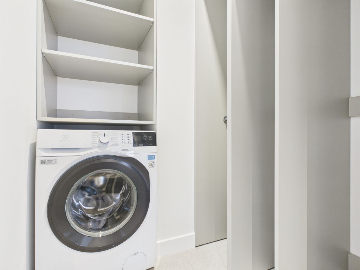 Mieszkanie 3-pokojowe Warszawa, ul. Aleja Polski Walczącej. Zdjęcie 19