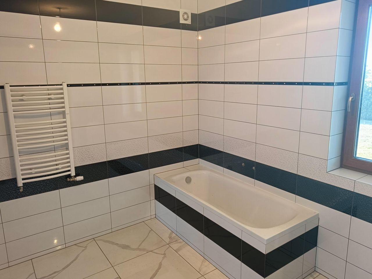 dom wolnostojący, 3 pokoje Bylice. Zdjęcie 6