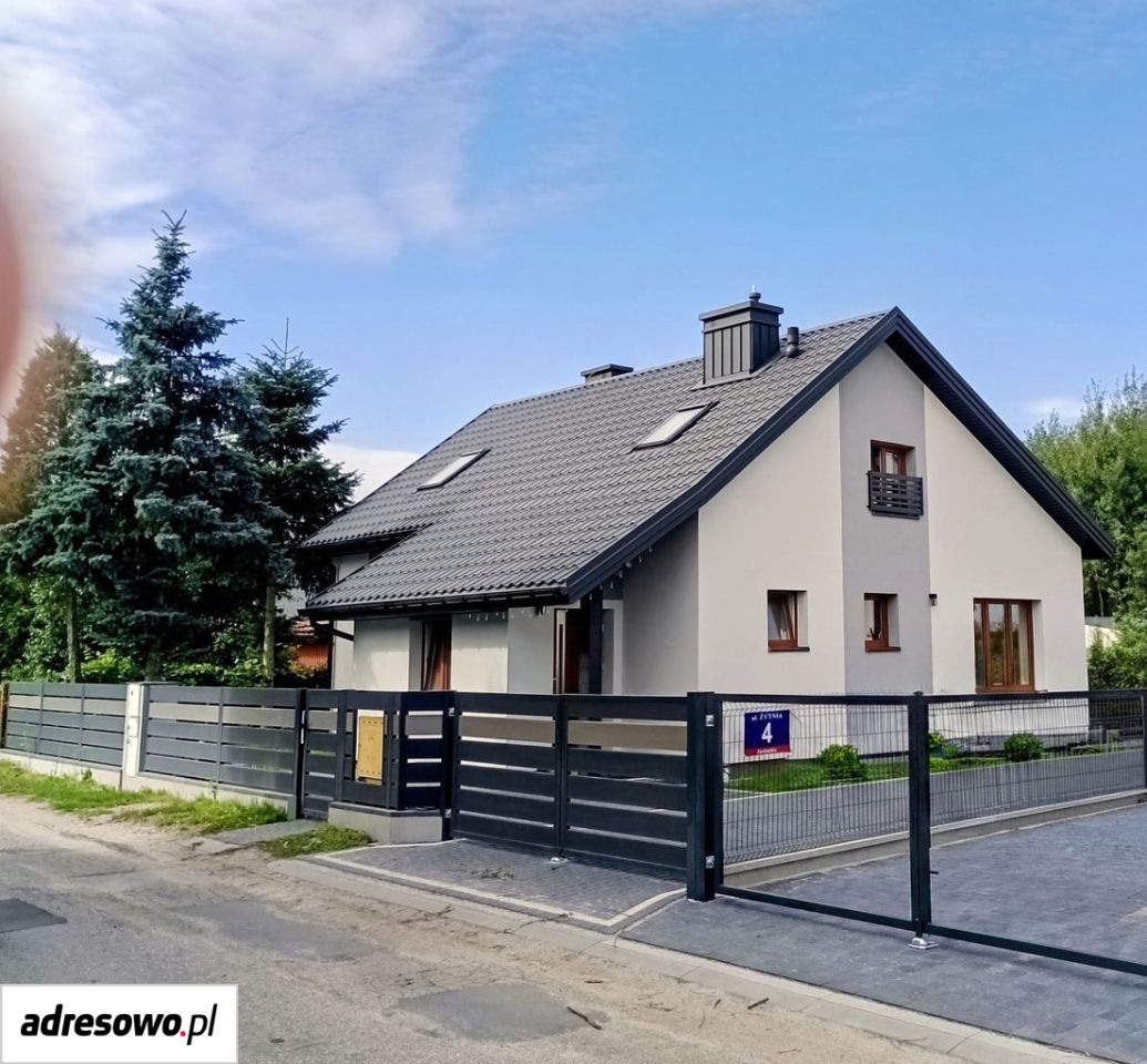 dom wolnostojący, 5 pokoi Tłuszcz. Zdjęcie 2