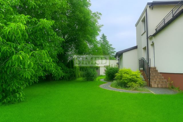 dom wolnostojący, 6 pokoi Łomianki, ul. Szkolna. Zdjęcie 7