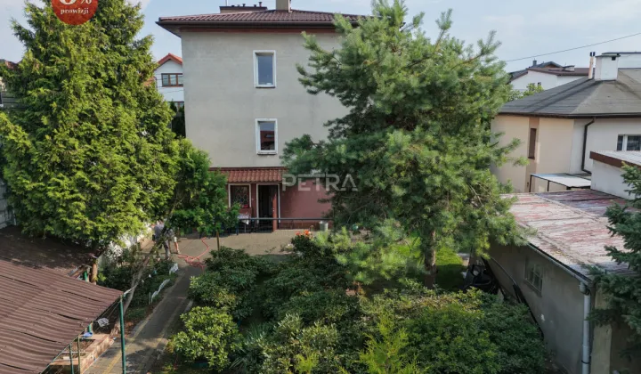 dom wolnostojący, 5 pokoi Ząbki