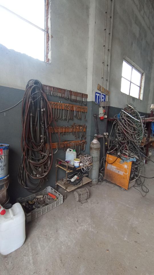 Hala/magazyn Małogoszcz, ul. Langiewicza. Zdjęcie 9