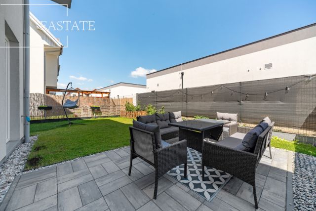 dom szeregowy, 5 pokoi Zgorzała, ul. Słowika. Zdjęcie 14