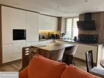 Mieszkanie 5-pokojowe Legnica, ul. Najświętszej Marii Panny. Zdjęcie 2