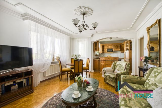 Mieszkanie 3-pokojowe Warszawa Praga-Południe, ul. Władysława Umińskiego. Zdjęcie 1