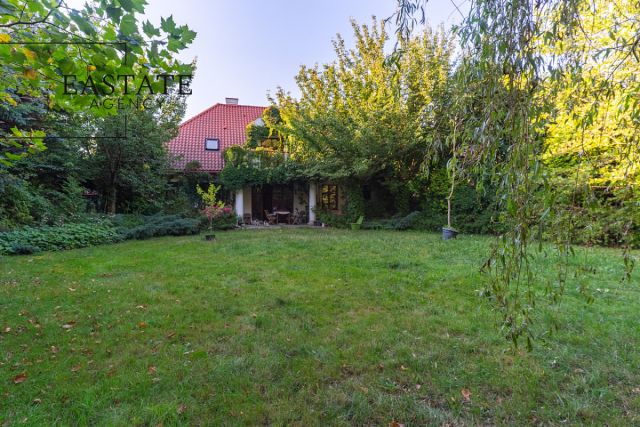 dom wolnostojący, 6 pokoi Warszawa Wilanów, ul. Kwarty. Zdjęcie 24