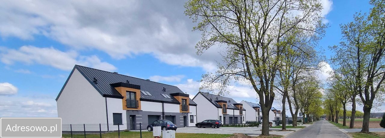 bliźniak, 4 pokoje Jarocin. Zdjęcie 2