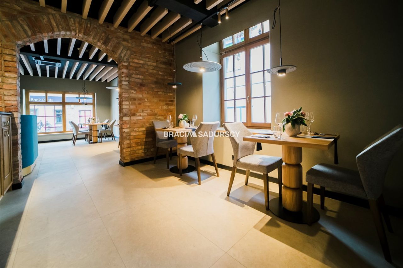 kamienica, 7 pokoi Żywiec, rynek Rynek. Zdjęcie 6