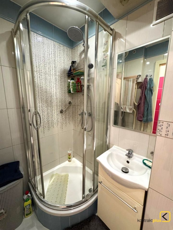 Mieszkanie 2-pokojowe Ruda Śląska Wirek, ul. Fryderyka Joliot-Curie. Zdjęcie 9