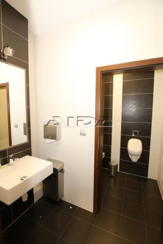 Hala/magazyn Wrocław Fabryczna. Zdjęcie 11