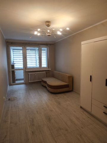 Mieszkanie 2-pokojowe Kraków Bieńczyce, os. Albertyńskie. Zdjęcie 1