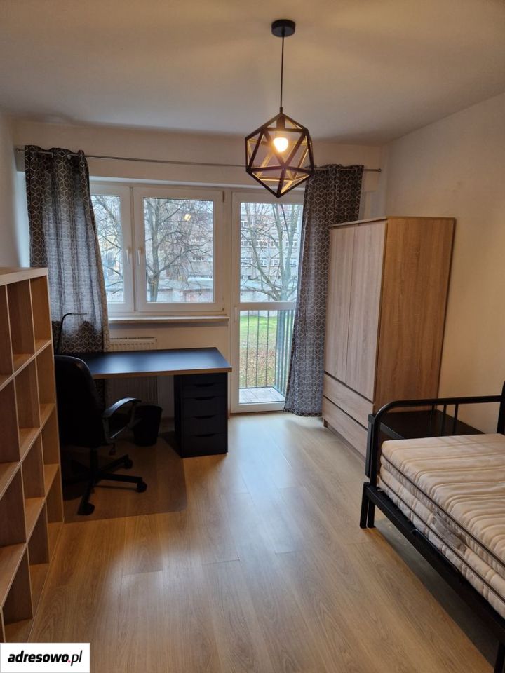 Mieszkanie 3-pokojowe Warszawa Ochota, ul. Urbanistów. Zdjęcie 2
